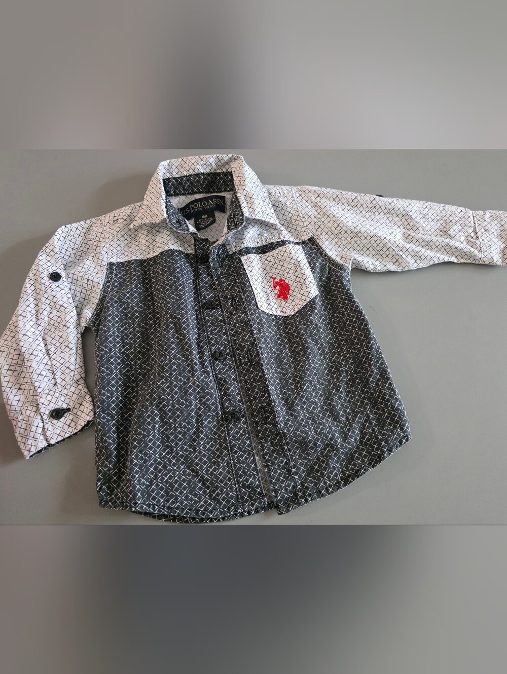 U.S. Polo Assn. Boys' Black & White Patterned Button-Up Shirt 18 Mois